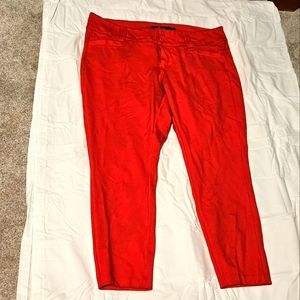 Torrid Stretch Red Capris size 14